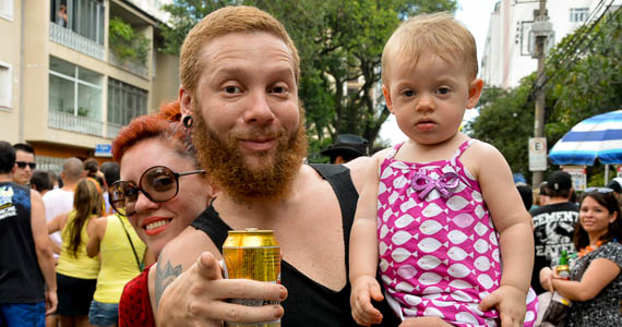 Bloco 77 realizou ensaio aberto para o carnaval 2015 na Rua Augusta