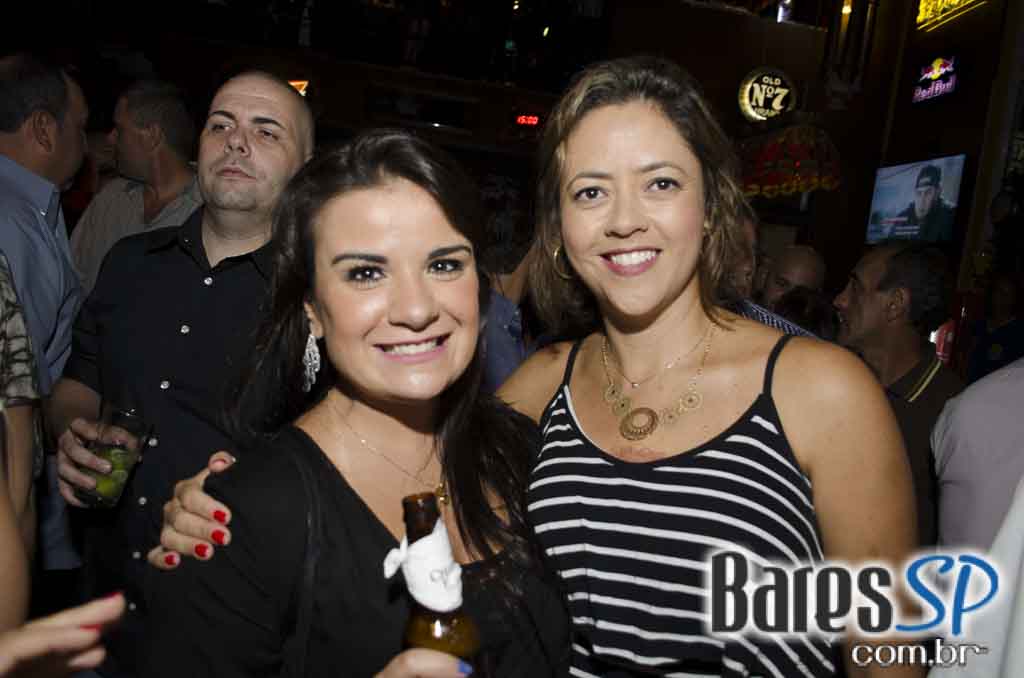 Bar Charles Edward recebeu o show da banda Big Lion e Kiko Zambianchi Bar Charles Edward recebeu o show da banda Big Lion e Kiko Zambianchi