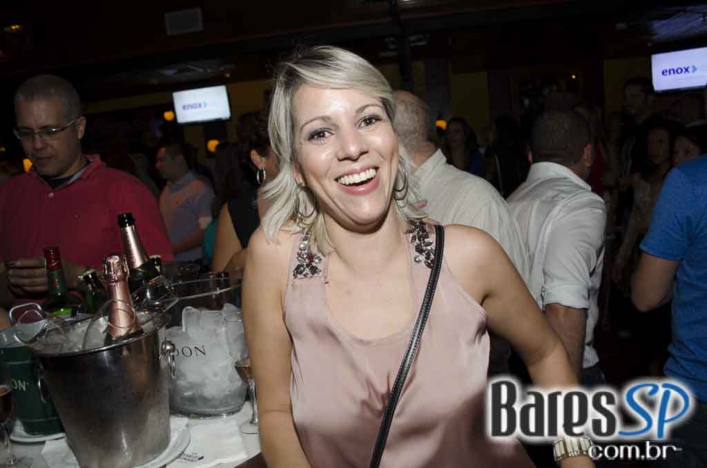 Bar Charles Edward recebeu o show da banda Big Lion e Kiko Zambianchi Bar Charles Edward recebeu o show da banda Big Lion e Kiko Zambianchi