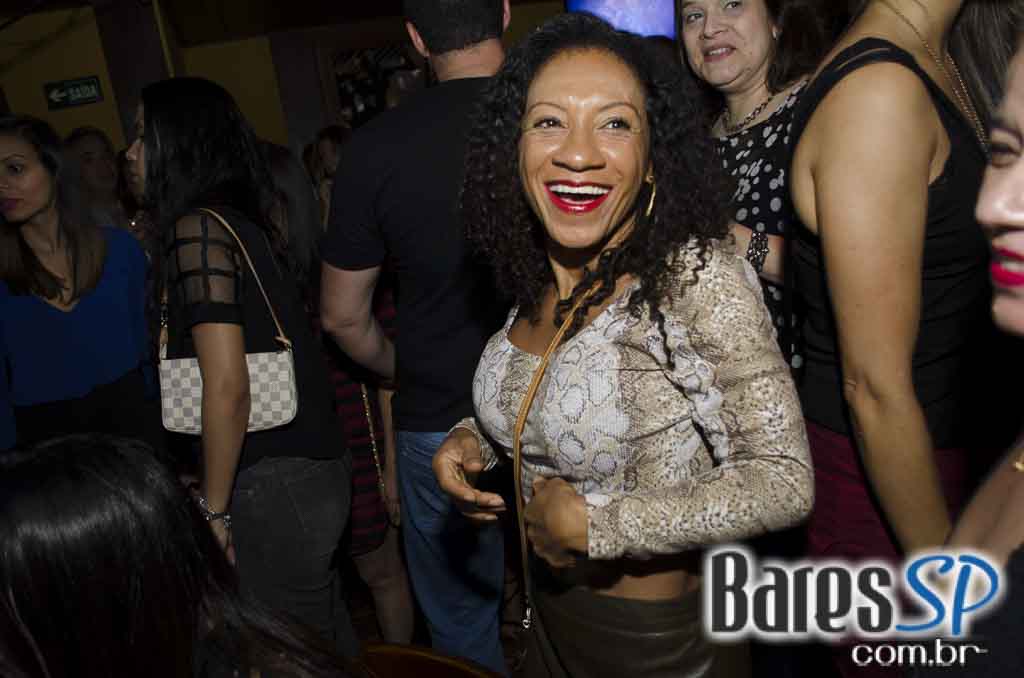 Bar Charles Edward recebeu o show da banda Big Lion e Kiko Zambianchi Bar Charles Edward recebeu o show da banda Big Lion e Kiko Zambianchi