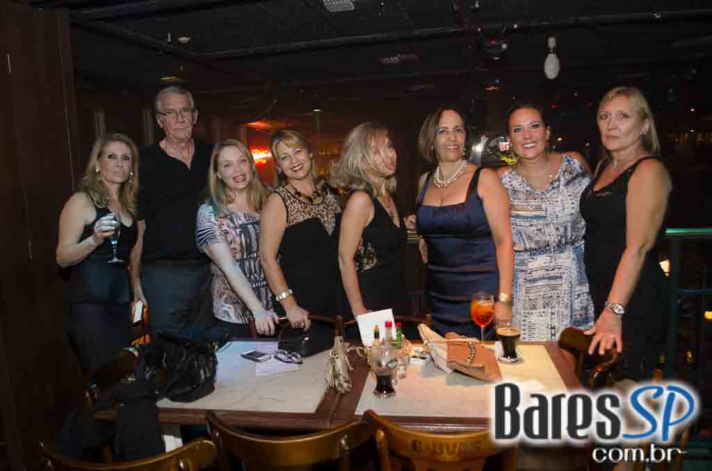 Bar Charles Edward recebeu o show da banda Big Lion e Kiko Zambianchi Bar Charles Edward recebeu o show da banda Big Lion e Kiko Zambianchi