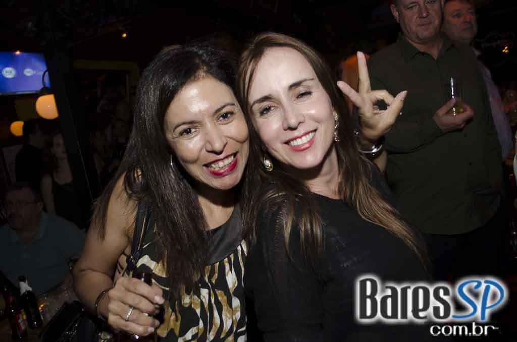 Bar Charles Edward recebeu o show da banda Big Lion e Kiko Zambianchi Bar Charles Edward recebeu o show da banda Big Lion e Kiko Zambianchi