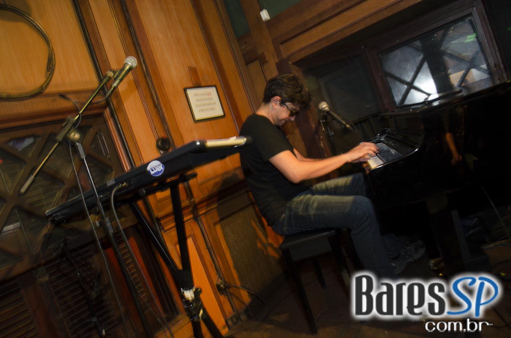 Banda Luer e Os 3 Plugados animaram a noite no Ton Ton Jazz Banda Luer e Os 3 Plugados animaram a noite no Ton Ton Jazz