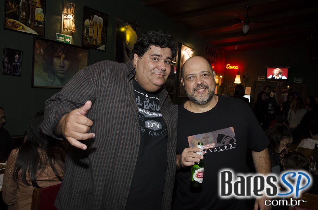 Banda Luer e Os 3 Plugados animaram a noite no Ton Ton Jazz Banda Luer e Os 3 Plugados animaram a noite no Ton Ton Jazz