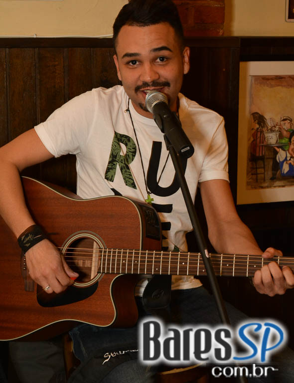 Dupla Brunno Martins e Rafael com o melhor do sertanejo no Bar Birô Dupla Brunno Martins e Rafael com o melhor do sertanejo no Bar Birô