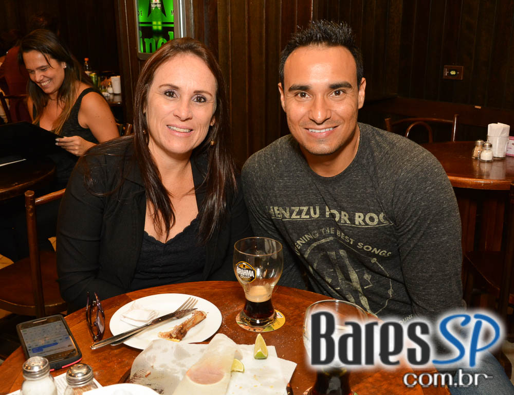 Dupla Brunno Martins e Rafael com o melhor do sertanejo no Bar Birô Dupla Brunno Martins e Rafael com o melhor do sertanejo no Bar Birô