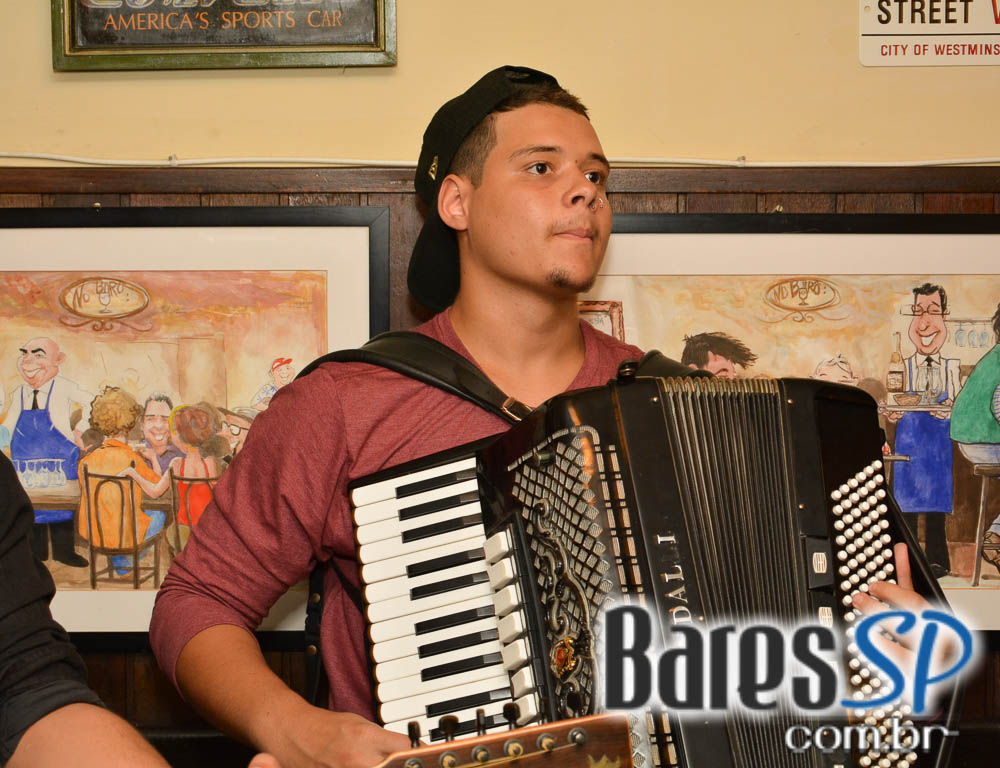 Dupla Brunno Martins e Rafael com o melhor do sertanejo no Bar Birô Dupla Brunno Martins e Rafael com o melhor do sertanejo no Bar Birô