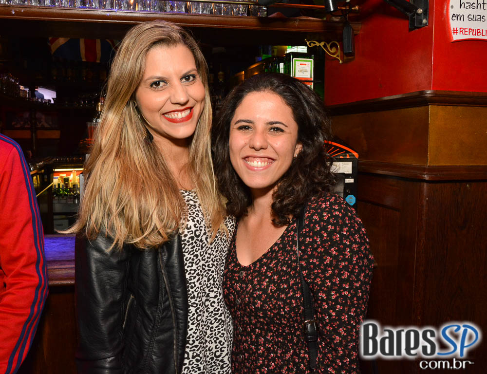 Banda Burnz e Sal Vincent comandaram a noite de sexta com muito rock no Republic Pub Banda Burnz e Sal Vincent comandaram a noite de sexta com muito rock no Republic Pub