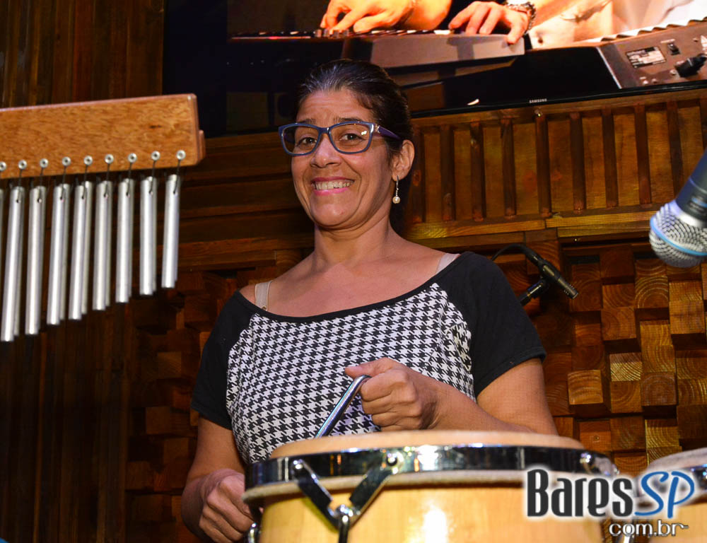 Alex Frontera Jazz e banda Bordel 69 comandaram o sábado do Ton Ton Jazz Alex Frontera Jazz e banda Bordel 69 comandaram o sábado do Ton Ton Jazz