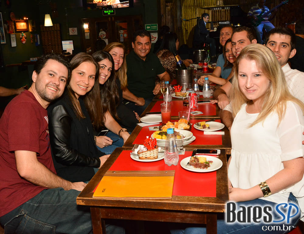 Alex Frontera Jazz e banda Bordel 69 comandaram o sábado do Ton Ton Jazz Alex Frontera Jazz e banda Bordel 69 comandaram o sábado do Ton Ton Jazz