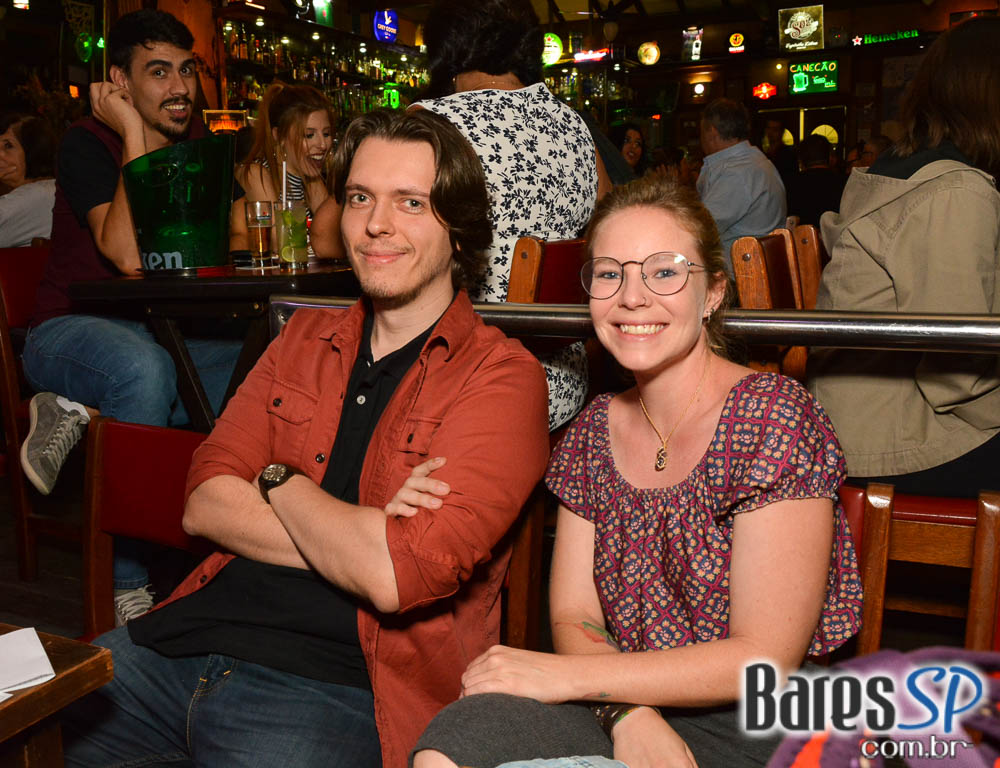 Alex Frontera Jazz e banda Bordel 69 comandaram o sábado do Ton Ton Jazz Alex Frontera Jazz e banda Bordel 69 comandaram o sábado do Ton Ton Jazz