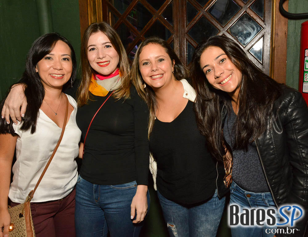 Alex Frontera Jazz e banda Bordel 69 comandaram o sábado do Ton Ton Jazz Alex Frontera Jazz e banda Bordel 69 comandaram o sábado do Ton Ton Jazz