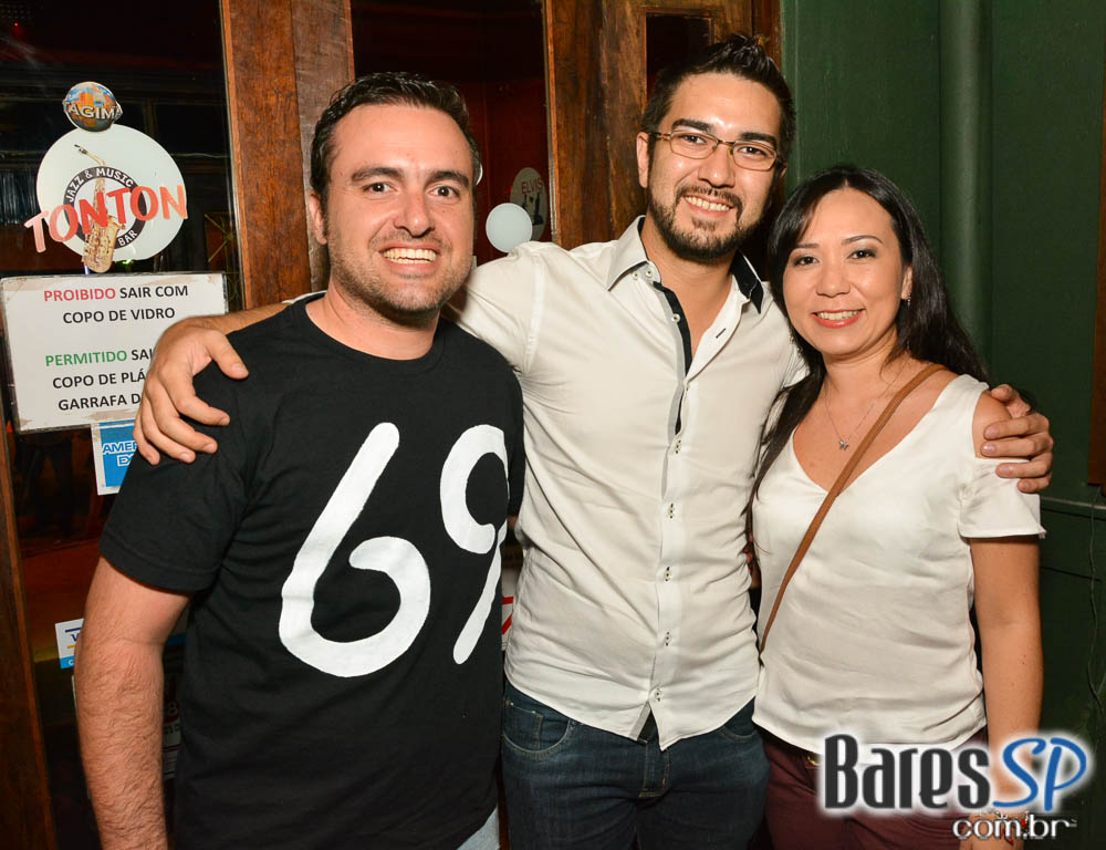 Alex Frontera Jazz e banda Bordel 69 comandaram o sábado do Ton Ton Jazz Alex Frontera Jazz e banda Bordel 69 comandaram o sábado do Ton Ton Jazz