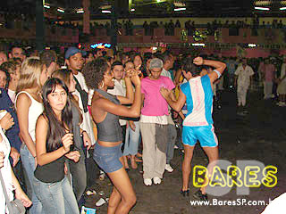 Ensaios de Carnaval na Rosas de Ouro Ensaios de Carnaval na Rosas de Ouro
