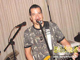 André Lellis, do bloco “Me Ama” na Mercearia São Roque - Jockey Club André Lellis, do bloco “Me Ama” na Mercearia São Roque - Jockey Club