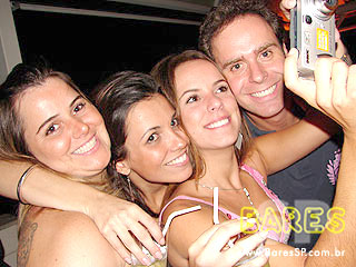 André Lellis, do bloco “Me Ama” na Mercearia São Roque - Jockey Club André Lellis, do bloco “Me Ama” na Mercearia São Roque - Jockey Club