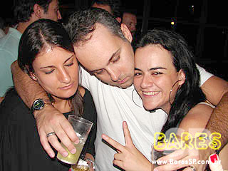 André Lellis, do bloco “Me Ama” na Mercearia São Roque - Jockey Club André Lellis, do bloco “Me Ama” na Mercearia São Roque - Jockey Club