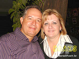 Saturday Nighty no Unha de Gato Saturday Nighty no Unha de Gato