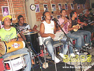 Pagode com amigos no Unha de gato Pagode com amigos no Unha de gato