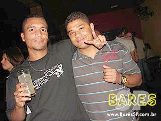 Grupos Nossa Onda e Arruaça no Taberna Sherwood Grupos Nossa Onda e Arruaça no Taberna Sherwood