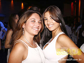 Warm-up do MOB Festival 2009 com Dj Hernan Cattaneo na Pacha Warm-up do MOB Festival 2009 com Dj Hernan Cattaneo na Pacha