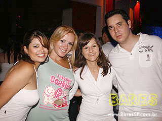 Warm-up do MOB Festival 2009 com Dj Hernan Cattaneo na Pacha Warm-up do MOB Festival 2009 com Dj Hernan Cattaneo na Pacha