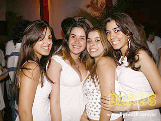 Warm-up do MOB Festival 2009 com Dj Hernan Cattaneo na Pacha Warm-up do MOB Festival 2009 com Dj Hernan Cattaneo na Pacha