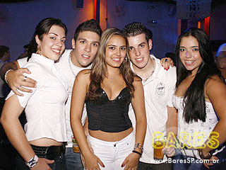 Warm-up do MOB Festival 2009 com Dj Hernan Cattaneo na Pacha Warm-up do MOB Festival 2009 com Dj Hernan Cattaneo na Pacha