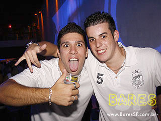 Warm-up do MOB Festival 2009 com Dj Hernan Cattaneo na Pacha Warm-up do MOB Festival 2009 com Dj Hernan Cattaneo na Pacha