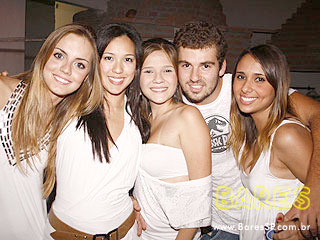 Warm-up do MOB Festival 2009 com Dj Hernan Cattaneo na Pacha Warm-up do MOB Festival 2009 com Dj Hernan Cattaneo na Pacha