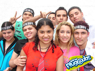 Ação Promocional Plugados Adria – Show RBD – Portão 17 Ação Promocional Plugados Adria – Show RBD – Portão 17