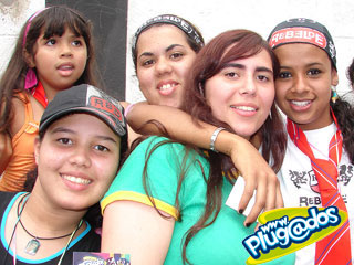 Ação Promocional Plugados Adria – Show RBD – Portão 17 Ação Promocional Plugados Adria – Show RBD – Portão 17