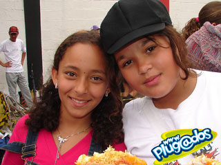 Ação Promocional Plugados Adria – Show RBD – Portão 17 Ação Promocional Plugados Adria – Show RBD – Portão 17