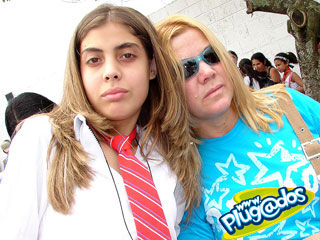 Ação Promocional Plugados Adria – Show RBD – Portão 17 Ação Promocional Plugados Adria – Show RBD – Portão 17