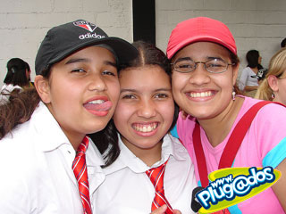 Ação Promocional Plugados Adria – Show RBD – Portão 17 Ação Promocional Plugados Adria – Show RBD – Portão 17