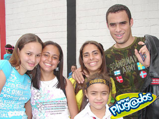 Ação Promocional Plugados Adria – Show RBD – Portão 17 Ação Promocional Plugados Adria – Show RBD – Portão 17