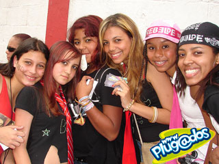 Ação Promocional Plugados Adria – Show RBD – Portão 18 Ação Promocional Plugados Adria – Show RBD – Portão 18