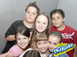 Ação Promocional Plugados Adria – Show RBD – Camarim Ação Promocional Plugados Adria – Show RBD – Camarim