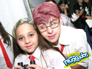 Ação Promocional Plugados Adria – Show RBD – Camarim Ação Promocional Plugados Adria – Show RBD – Camarim