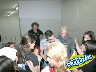 Ação Promocional Plugados Adria – Show RBD – Camarim Ação Promocional Plugados Adria – Show RBD – Camarim