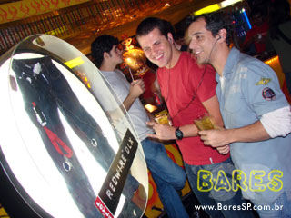 Ação Fury Days da Levi s na Lov.E Club & Lounge Ação Fury Days da Levi s na Lov.E Club & Lounge