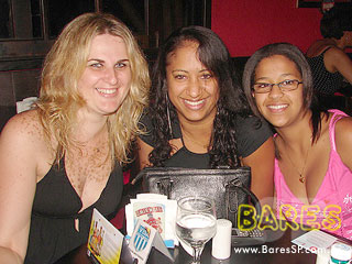 Sábado a noite no Pimenta Bar Sábado a noite no Pimenta Bar