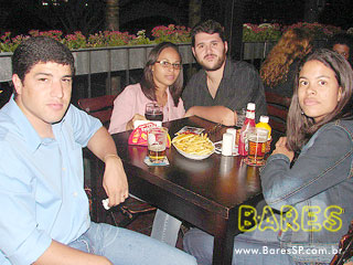 Sábado a noite no Pimenta Bar Sábado a noite no Pimenta Bar