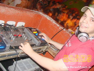 DJ Luiz Felipe na Guapo Loco - Barra da Tijuca DJ Luiz Felipe na Guapo Loco - Barra da Tijuca