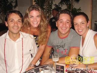 Quinta a noite no Bar Alcântara Quinta a noite no Bar Alcântara