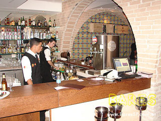 Sexta-feira à noite no Alcântara Sexta-feira à noite no Alcântara