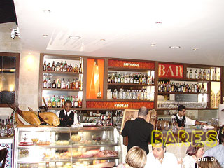 Sexta-feira à noite no Alcântara Sexta-feira à noite no Alcântara