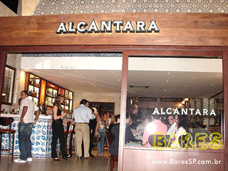 Sexta-feira à noite no Alcântara Sexta-feira à noite no Alcântara