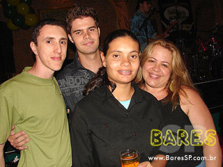 Aniversário de 10 anos da Cervejaria Papagaio Vintém Aniversário de 10 anos da Cervejaria Papagaio Vintém