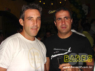 Aniversário de 10 anos da Cervejaria Papagaio Vintém Aniversário de 10 anos da Cervejaria Papagaio Vintém